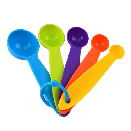 Set 63 Piese Ustensile pentru Ornare Prajituri, Cyrax, din Plastic si Otel Inoxidabil, Forme Briose, Multicolor