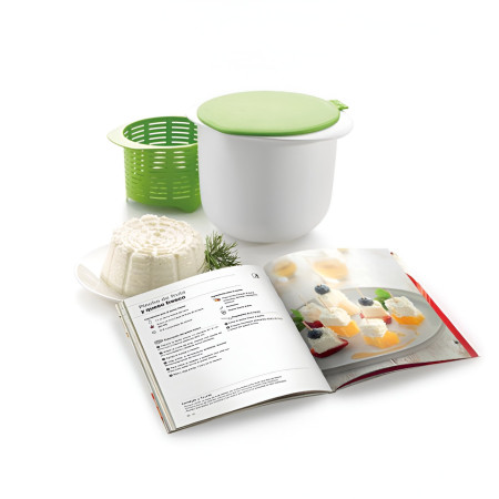 Recipient pentru Preparat Branza, Cyrax, Capac de Silicon, Cheese Maker din Plastic, Strecuratoare, 17x14.5x12.8 cm, Alb