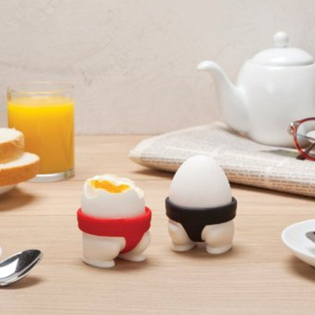 Set 2 Suporturi pentru Oua Fierte, Cyrax, Model Sumo, din Silicon si PP, Multicolor