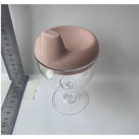 Pahar din Plastic Transparent cu Picior, Cyrax, pentru Copii, 14 x 7.7 cm, cu Cioc Antiscurgere, + 3 Ani, Fara Maner, Roz