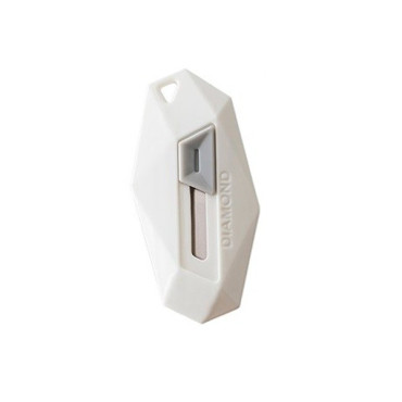 Cutter pentru Cutii, Cyrax, Varf Rotunjit si Zimtat, Tip Breloc, 6.5x3.5 cm, Alb