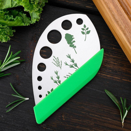Tocator manual pentru ierburi Cyrax, instrument de curatat frunze, margini ascutie, 9 gauri de diferite dimensiuni, multifunctional, material otel inoxidabil, maner ergonomic, rezistent la rugina, 12.3 x 6.9 cm, argintiu