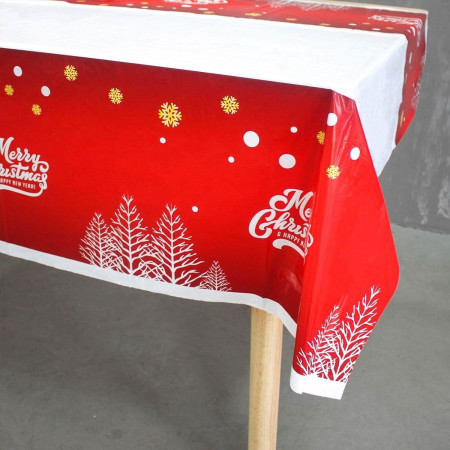 Fata de masa dreptunghiulara Cyrax, PVC, 2.5 mm grosime, imprimeu Merry Christmas, potrivit pentru Craciun, utilizare multipla, 180 x 108 cm, alb
